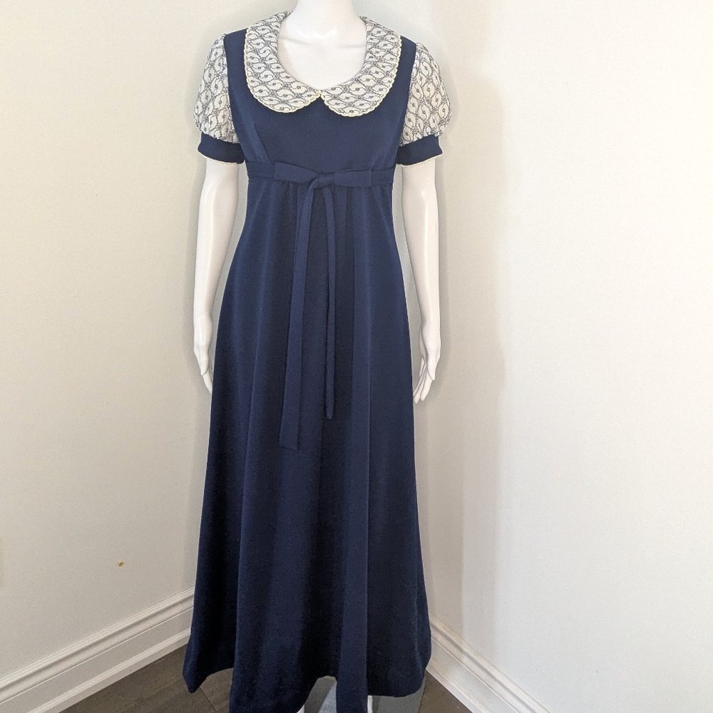 VINTAGE 1960s Blue Lace Collar Dress